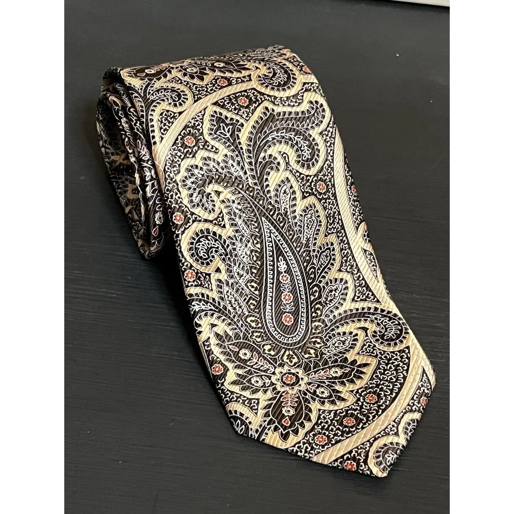 Brioni Men's‎ Paisley Tie, Burgundy And Pink  100% Silk, Italy